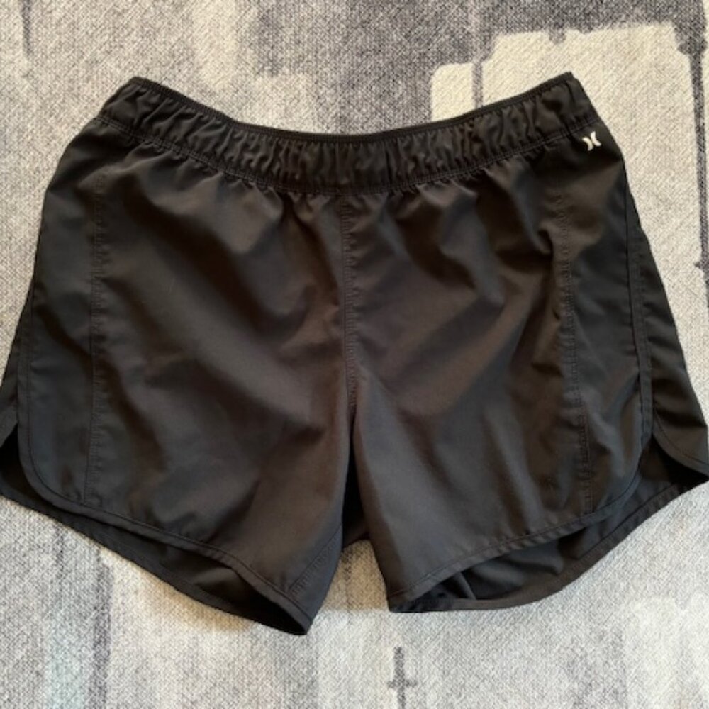 Hurley Women's Black Shorts XL
